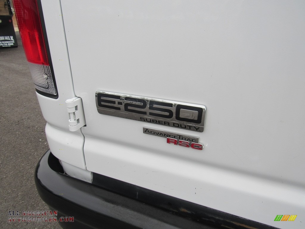 2012 E Series Van E250 Cargo - Oxford White / Medium Flint photo #10