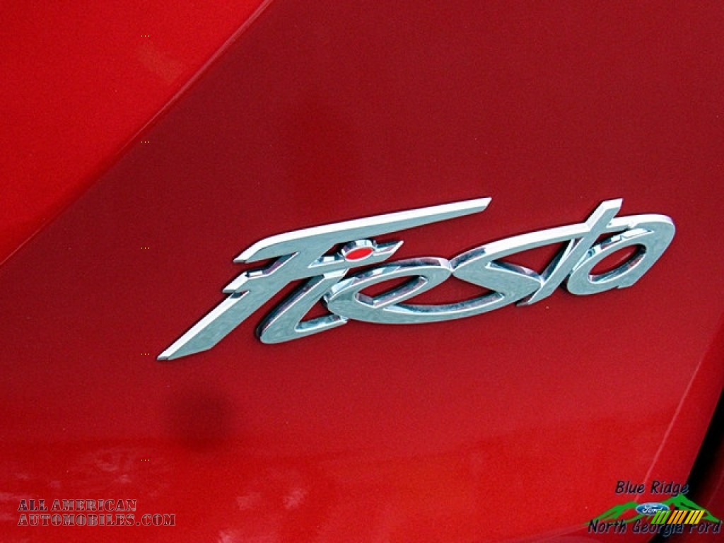 2018 Fiesta SE Sedan - Hot Pepper Red / Medium Light Stone photo #36