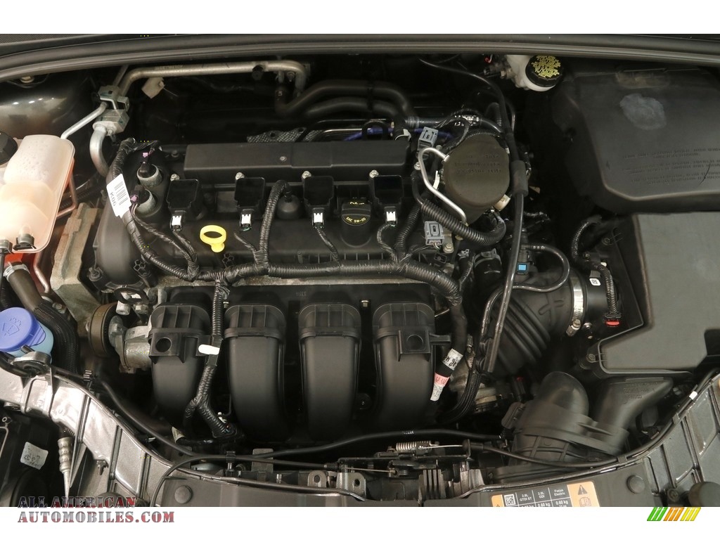 2015 Focus SE Hatchback - Magnetic Metallic / Charcoal Black photo #18