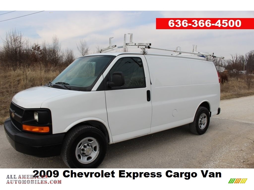2009 Express 2500 Cargo Van - Summit White / Medium Pewter photo #1
