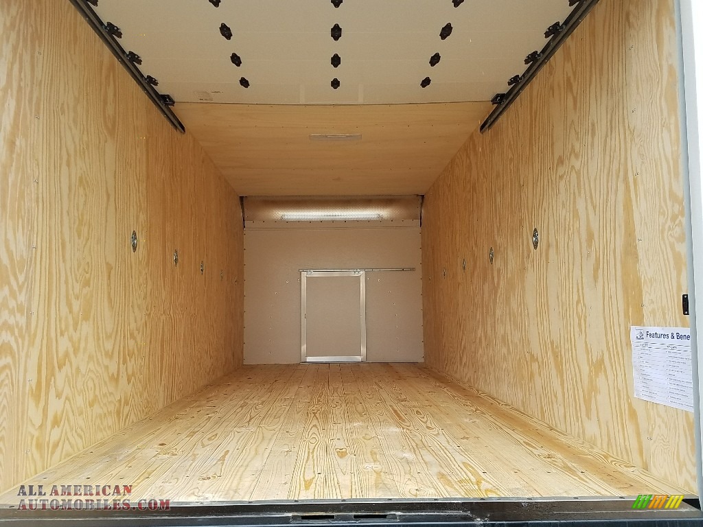 2018 Express Cutaway 3500 Moving Van - Summit White / Medium Pewter photo #6