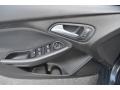 Ford Focus SE Hatchback Magnetic Metallic photo #8