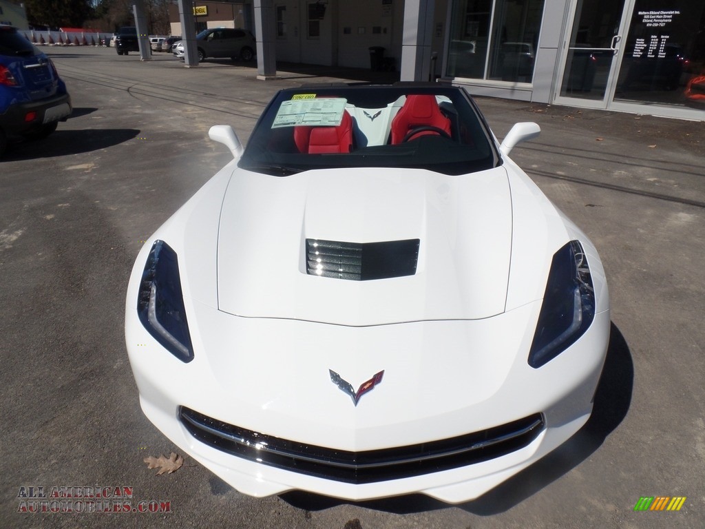 2019 Corvette Stingray Convertible - Arctic White / Adrenaline Red photo #3