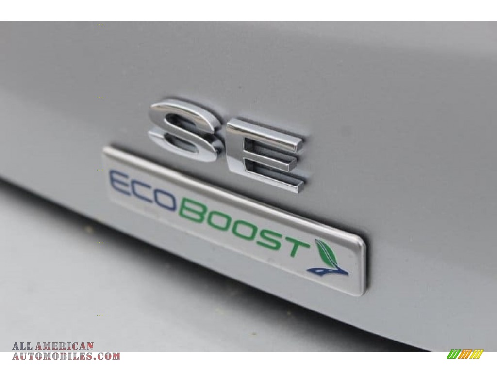 2018 Focus SE Sedan - Ingot Silver / Charcoal Black photo #34