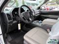 Ford Expedition XLT 4x4 White Platinum photo #29