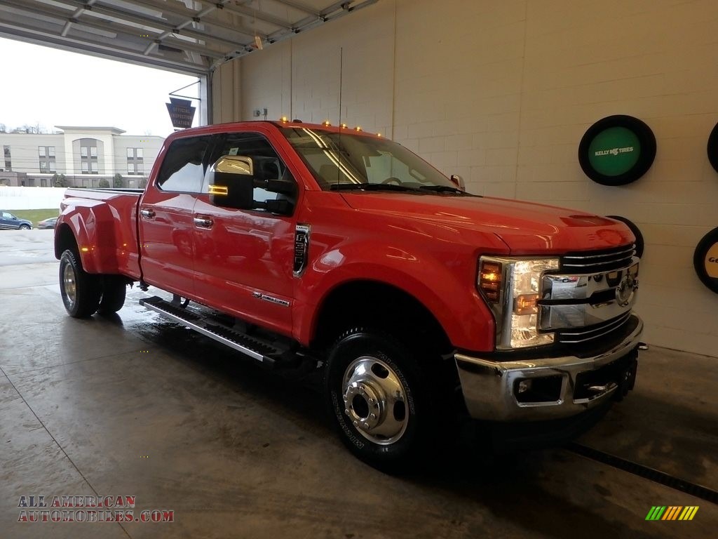 Race Red / Camel Ford F350 Super Duty Lariat Crew Cab 4x4