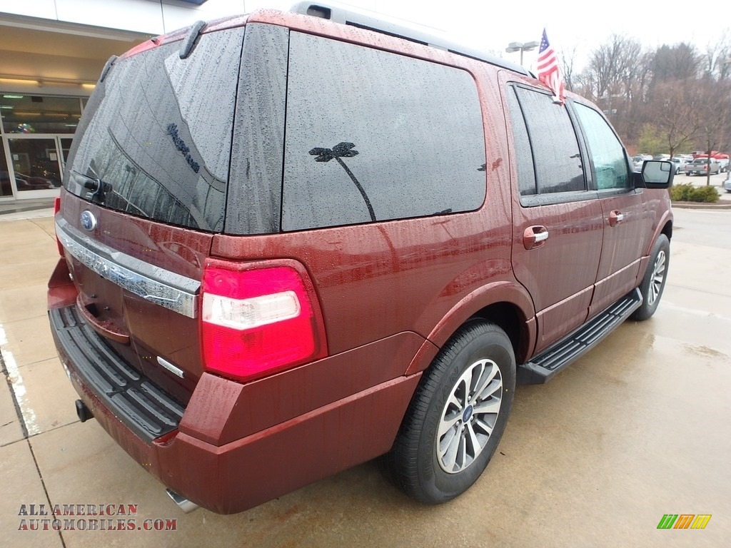 2017 Expedition XLT 4x4 - Ruby Red / Dune photo #2