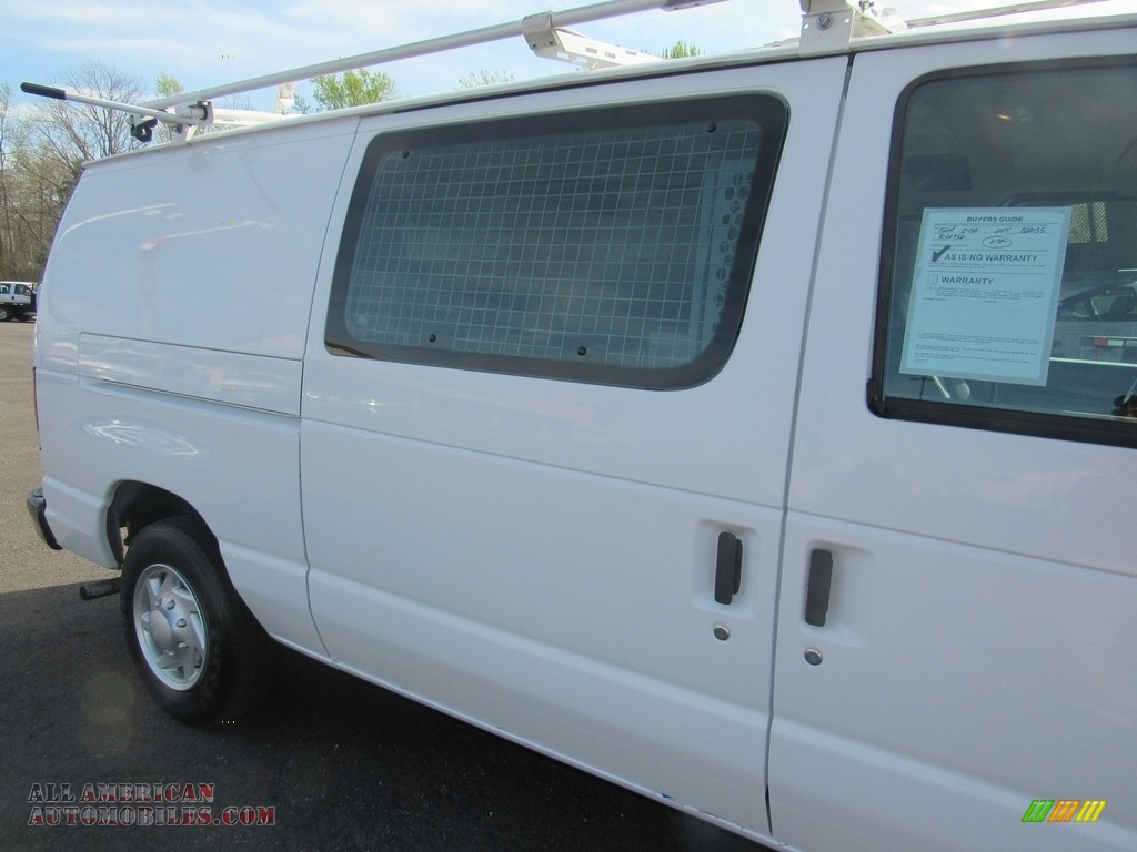 2014 E-Series Van E150 Cargo Van - Oxford White / Medium Flint photo #18