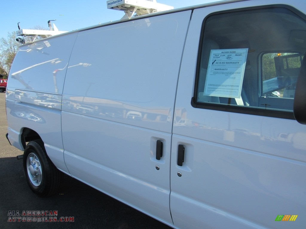 2012 E Series Van E250 Cargo - Oxford White / Medium Flint photo #16