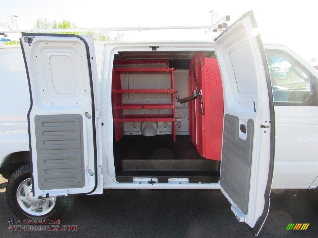 2014 E-Series Van E150 Cargo Van - Oxford White / Medium Flint photo #16