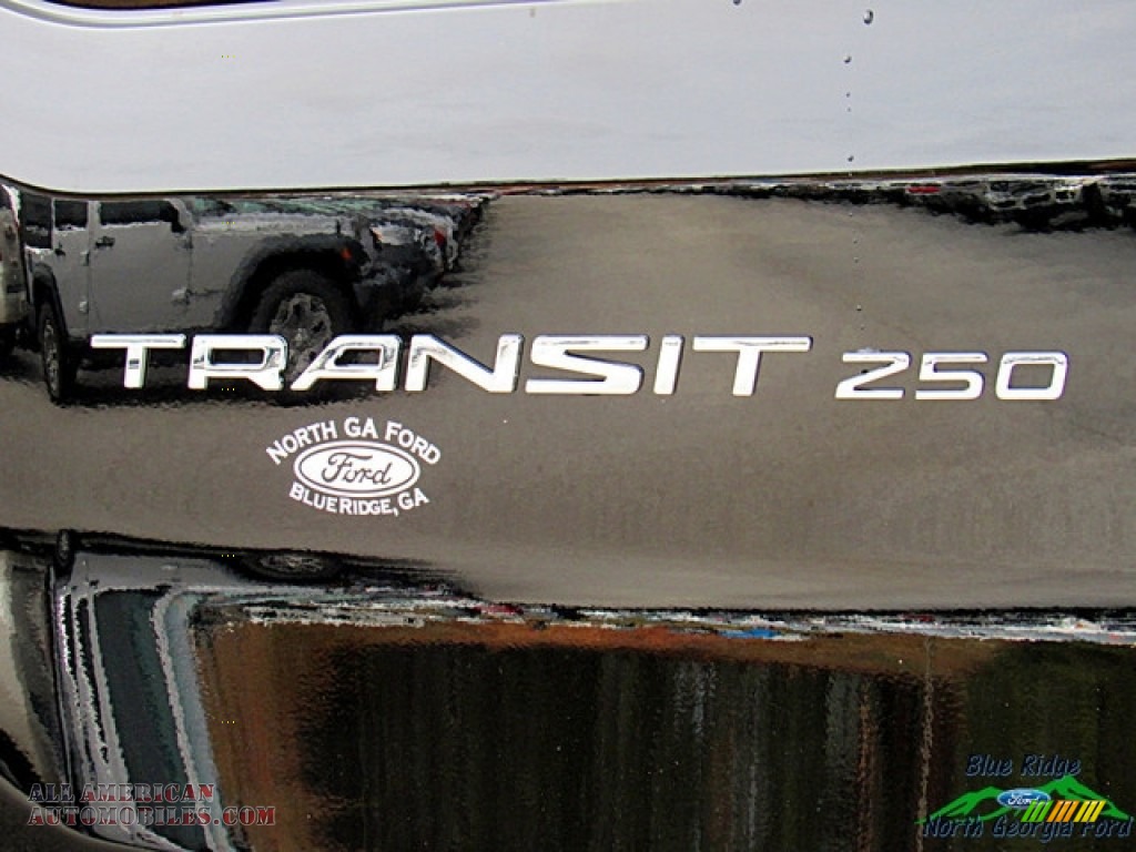 2018 Transit Van 250 HR Long - Shadow Black / Charcoal Black photo #24