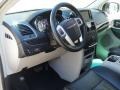 Chrysler Town & Country Touring-L Cashmere/Sandstone Pearl photo #15
