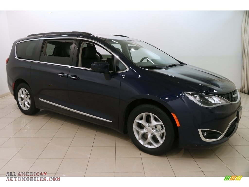 2017 Pacifica Touring L - Jazz Blue Pearl / Black/Alloy photo #1