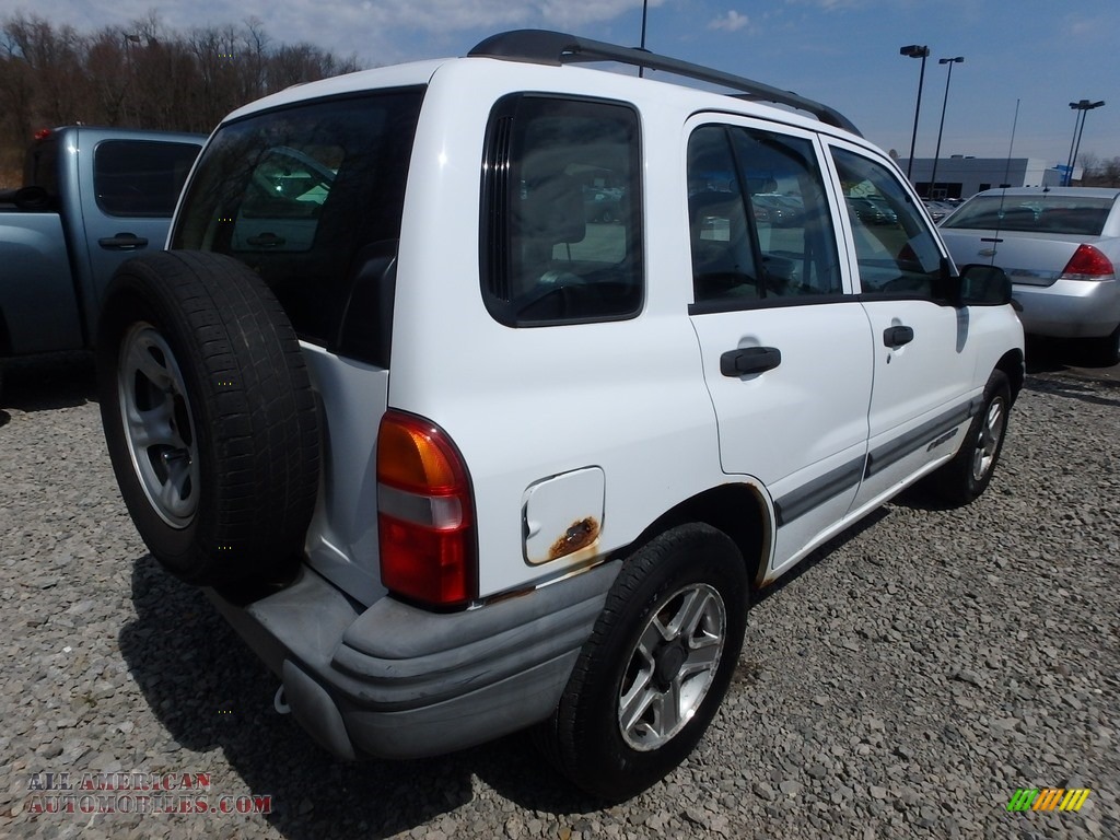 2003 Tracker 4WD Hard Top - White / Medium Gray photo #4