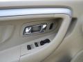 Ford Taurus SEL White Platinum photo #13