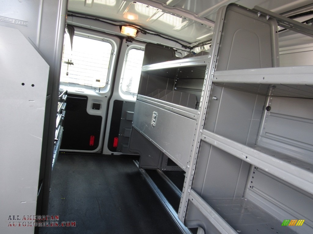 2014 E-Series Van E150 Cargo Van - Oxford White / Medium Flint photo #18