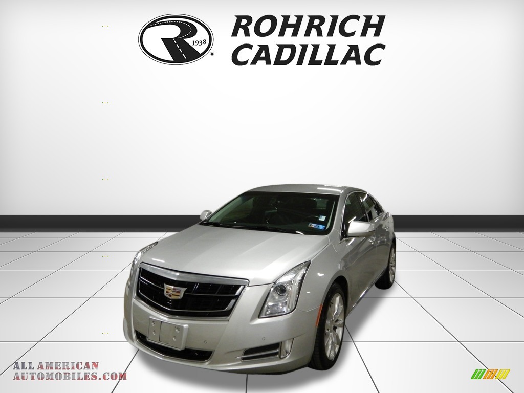 Radiant Silver Metallic / Jet Black Cadillac XTS Luxury AWD