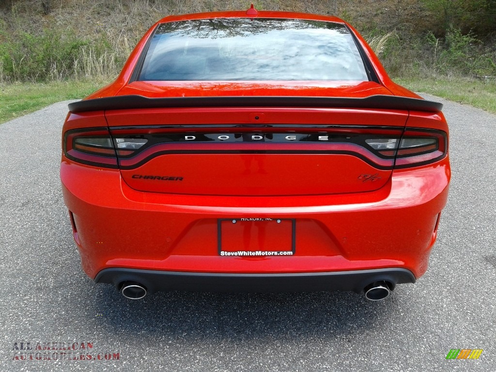 2018 Charger R/T Scat Pack - Torred / Black photo #7