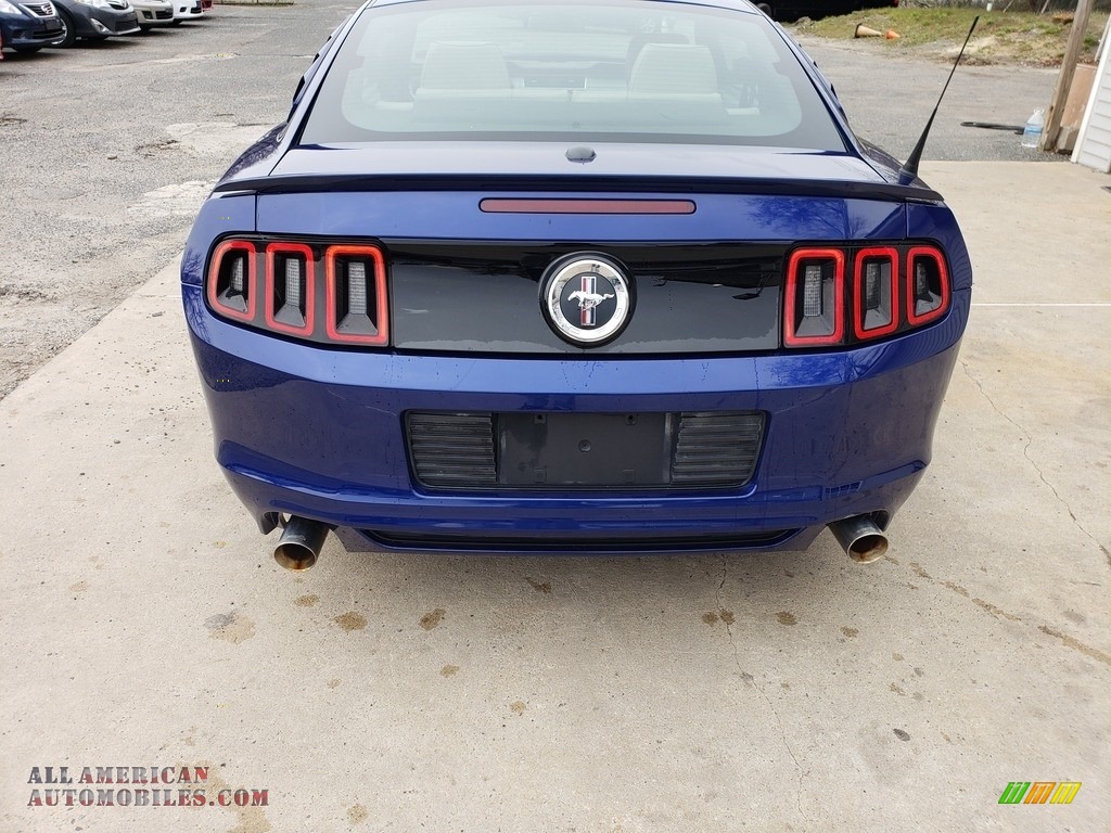 2013 Mustang V6 Premium Coupe - Deep Impact Blue Metallic / Stone photo #4