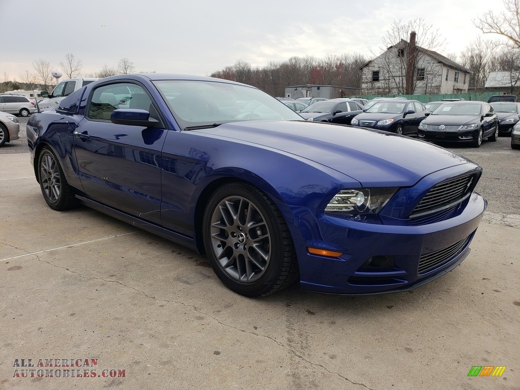 2013 Mustang V6 Premium Coupe - Deep Impact Blue Metallic / Stone photo #7