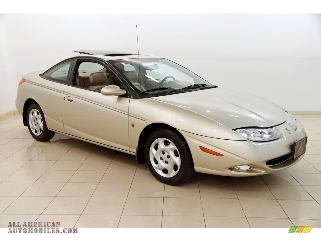 Gold / Tan Saturn S Series SC2 Coupe