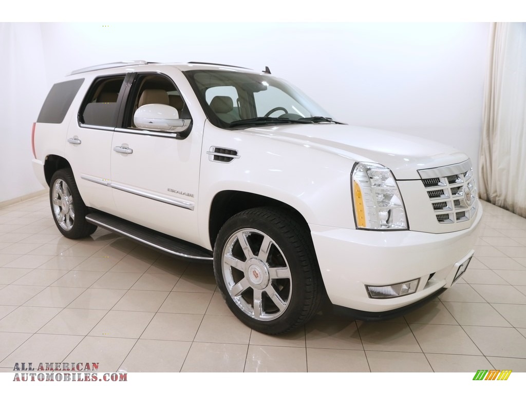 White Diamond Tricoat / Cashmere/Cocoa Cadillac Escalade Luxury AWD