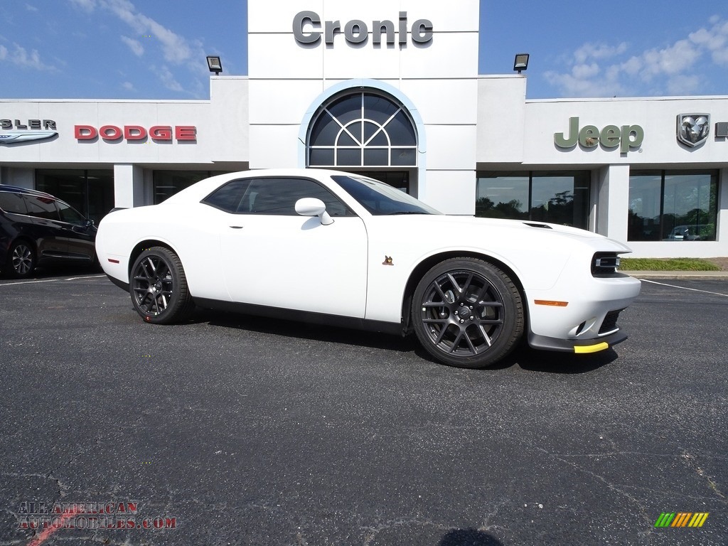 2018 Challenger R/T Scat Pack - White Knuckle / Black photo #1