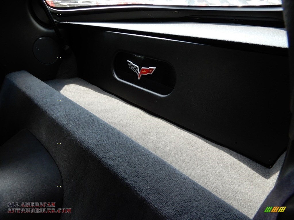 2005 Corvette Coupe - Black / Ebony photo #12