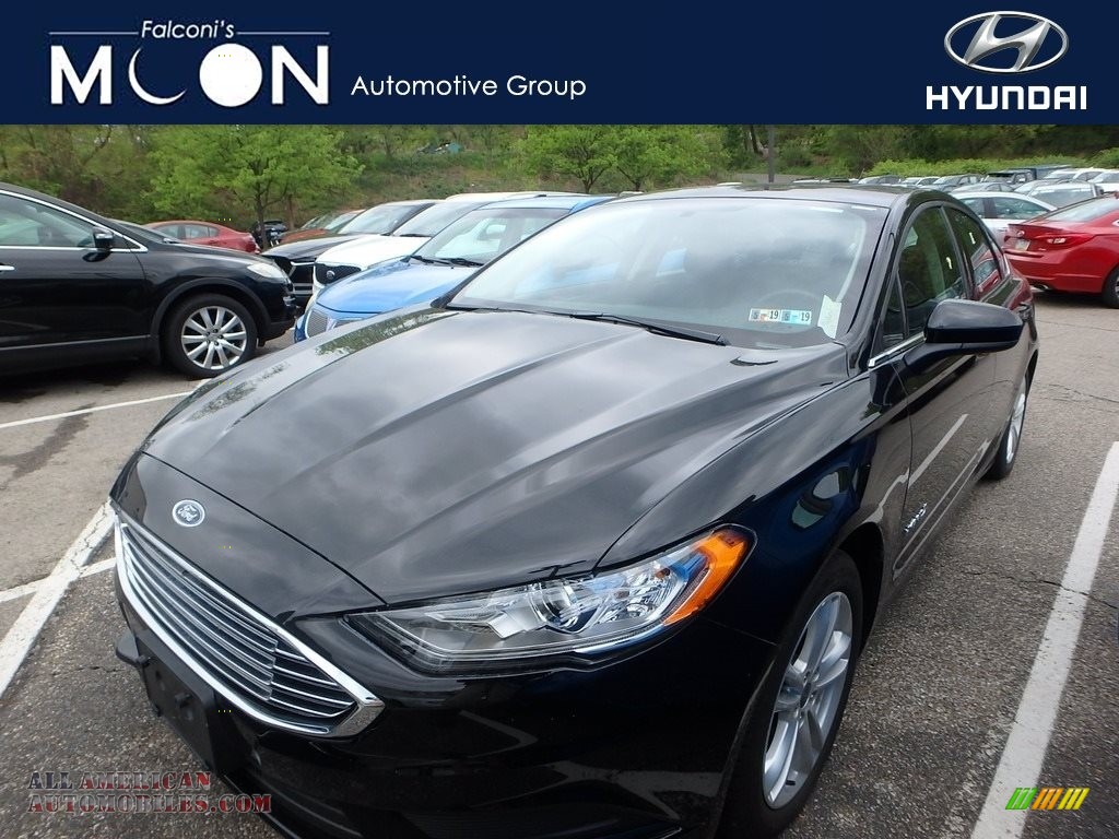 Shadow Black / Ebony Ford Fusion Hybrid SE