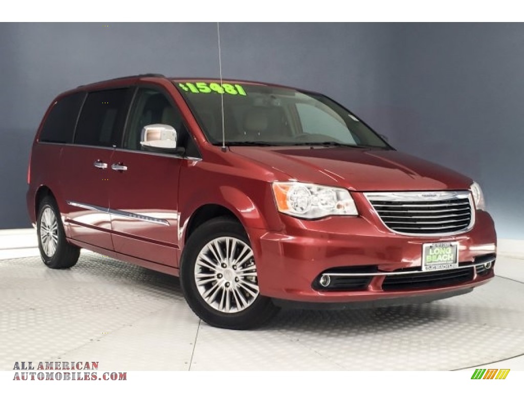 2014 Town & Country Touring-L - Deep Cherry Red Crystal Pearl / Dark Frost Beige/Medium Frost Beige photo #12