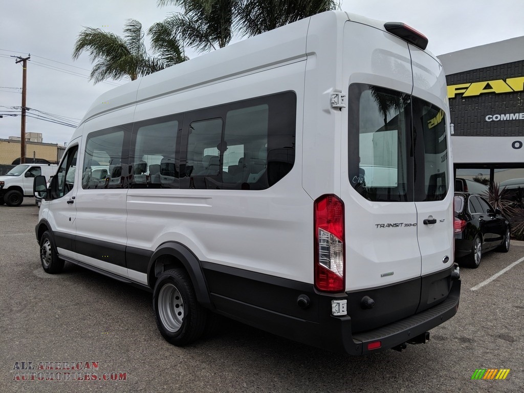 2018 Transit Passenger Wagon XLT 350 HR Long - Oxford White / Charcoal Black photo #4