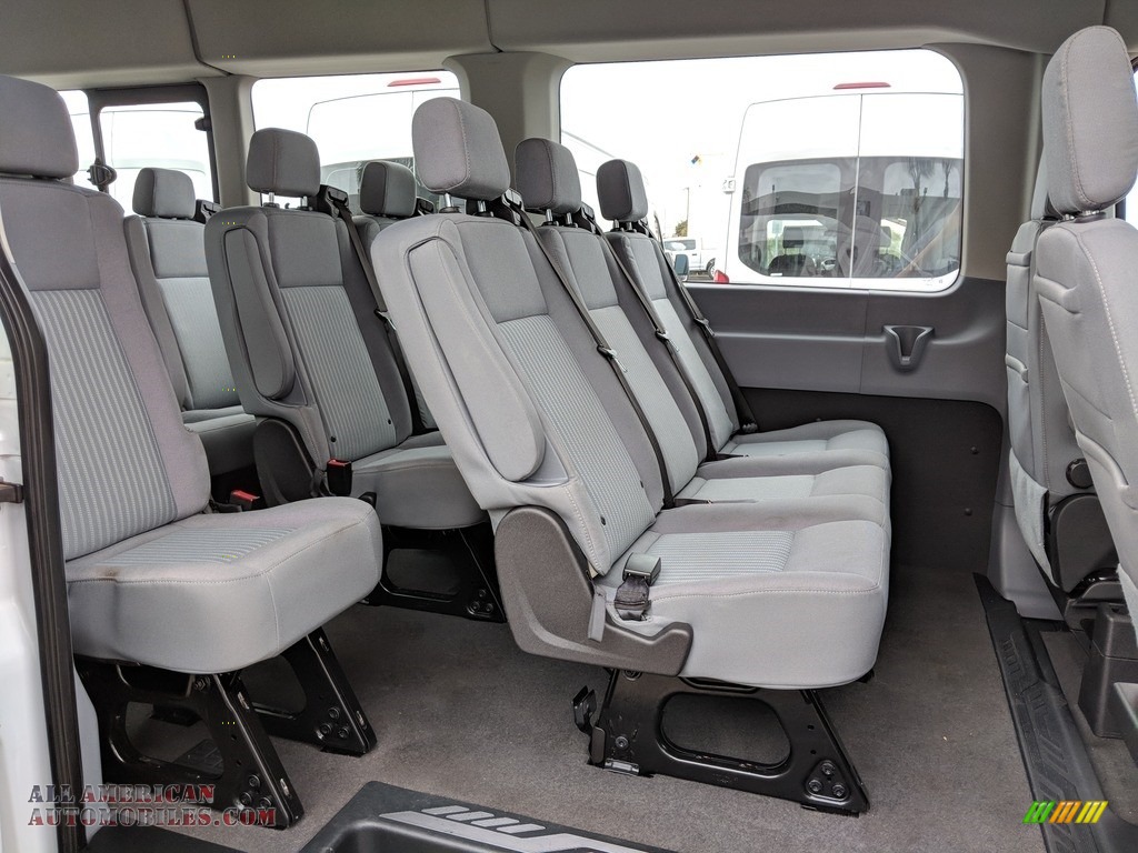 2018 Transit Passenger Wagon XLT 350 HR Long - Oxford White / Charcoal Black photo #7