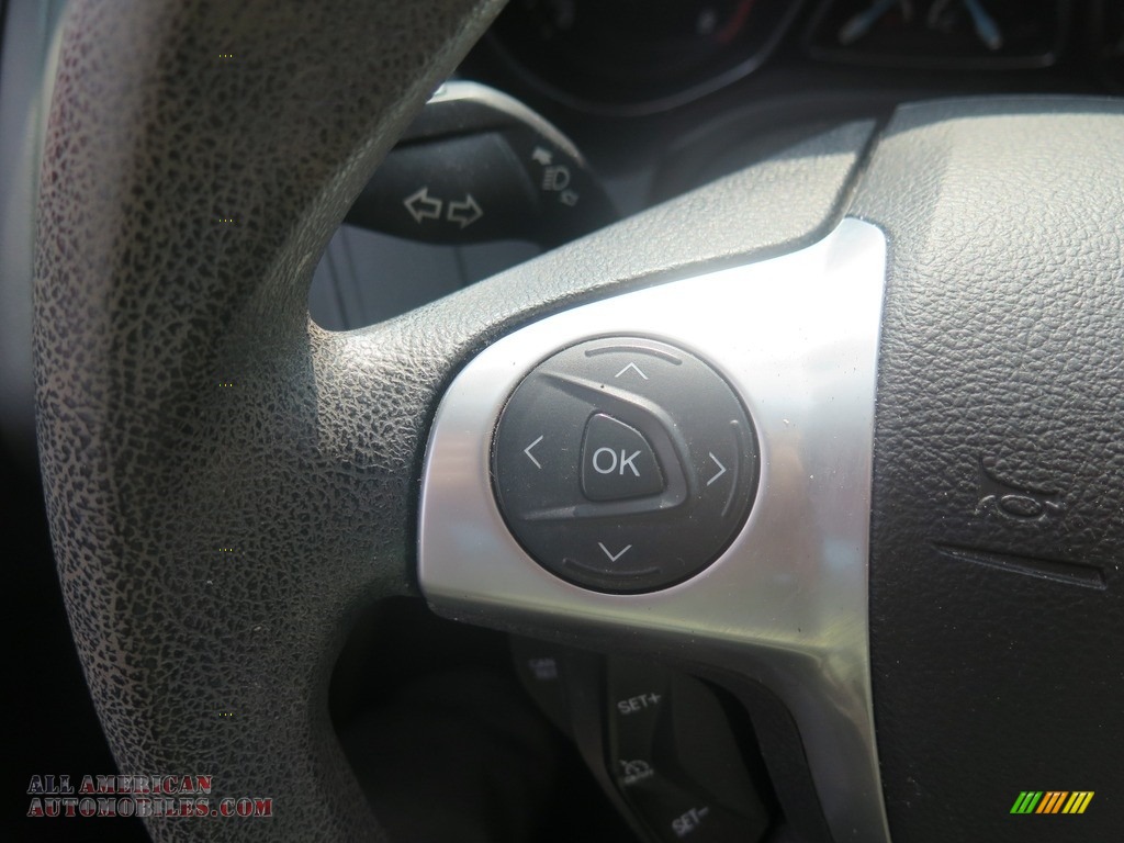 2014 Focus SE Sedan - Ingot Silver / Medium Light Stone photo #34