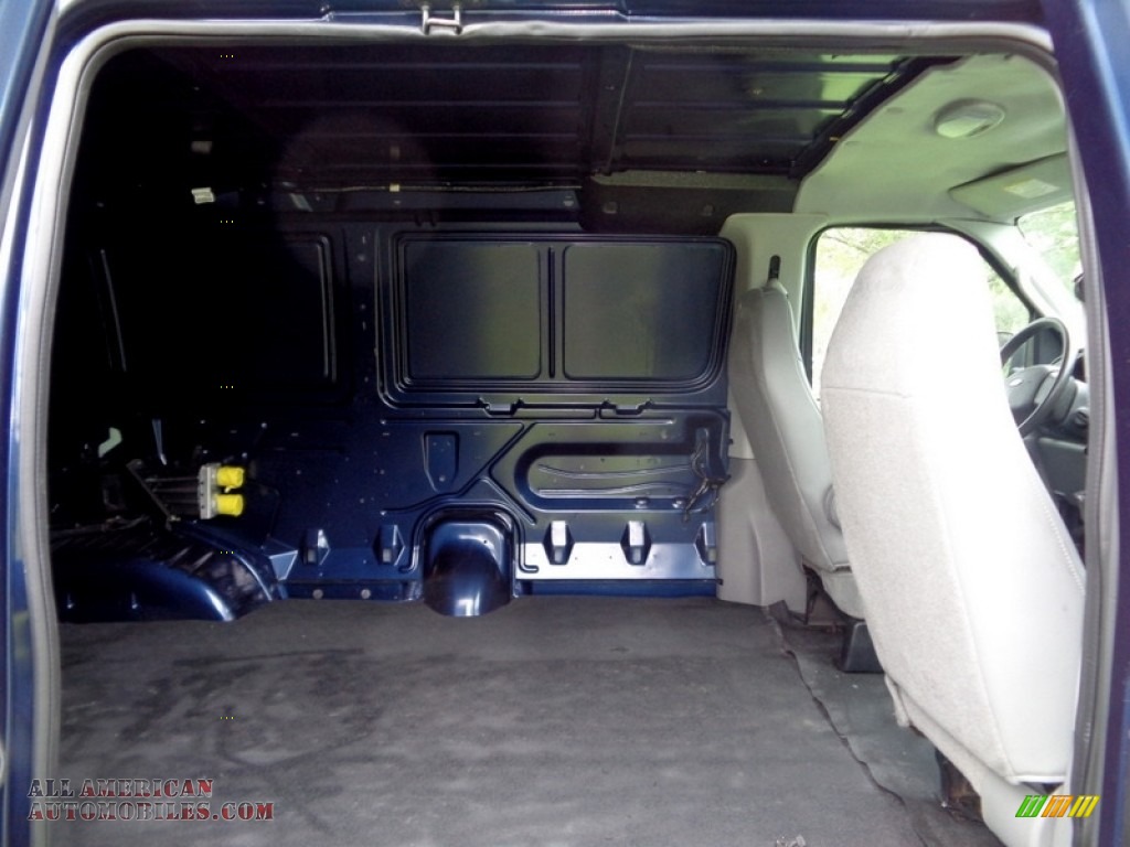 2006 E Series Van E250 Commercial - True Blue Metallic / Medium Flint Grey photo #30