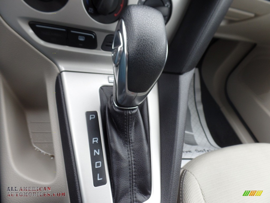 2014 Focus SE Sedan - Sterling Gray / Charcoal Black photo #27