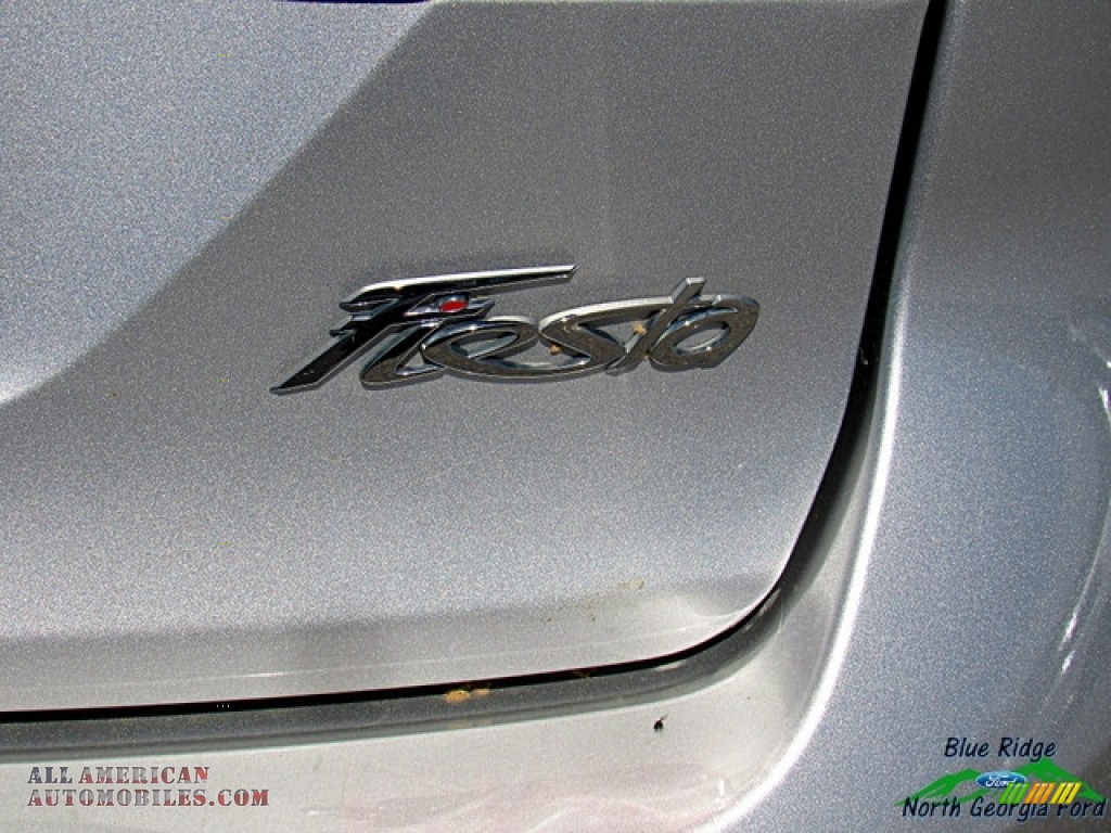 2016 Fiesta S Sedan - Ingot Silver Metallic / Charcoal Black photo #32