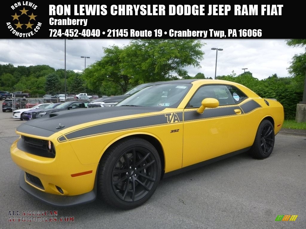 2018 Challenger T/A 392 - Yellow Jacket / Black photo #1