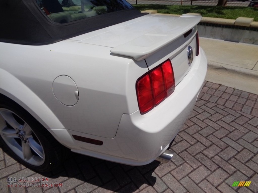2007 Mustang V6 Premium Convertible - Performance White / Medium Parchment photo #62