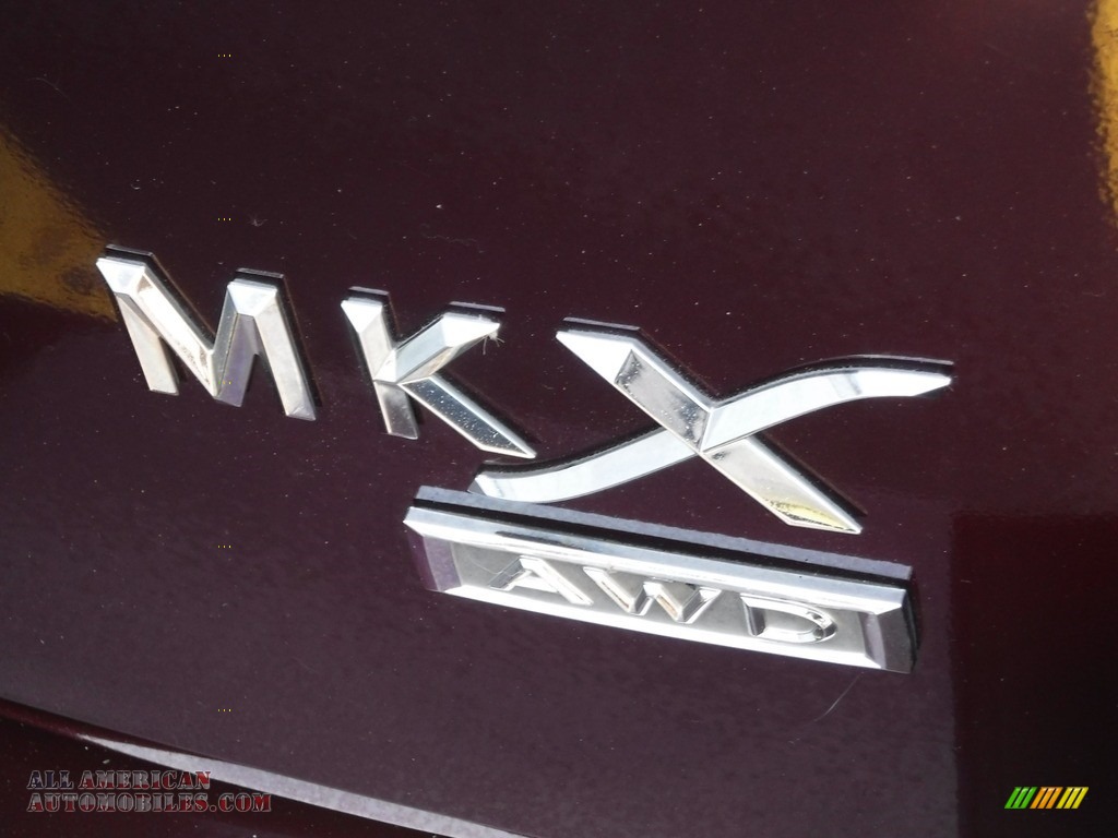 2011 MKX AWD - Bordeaux Reserve Red Metallic / Medium Light Stone photo #10