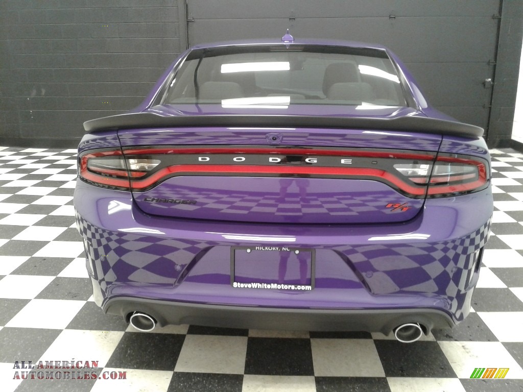 2018 Charger R/T Scat Pack - Plum Crazy Pearl / Black photo #7