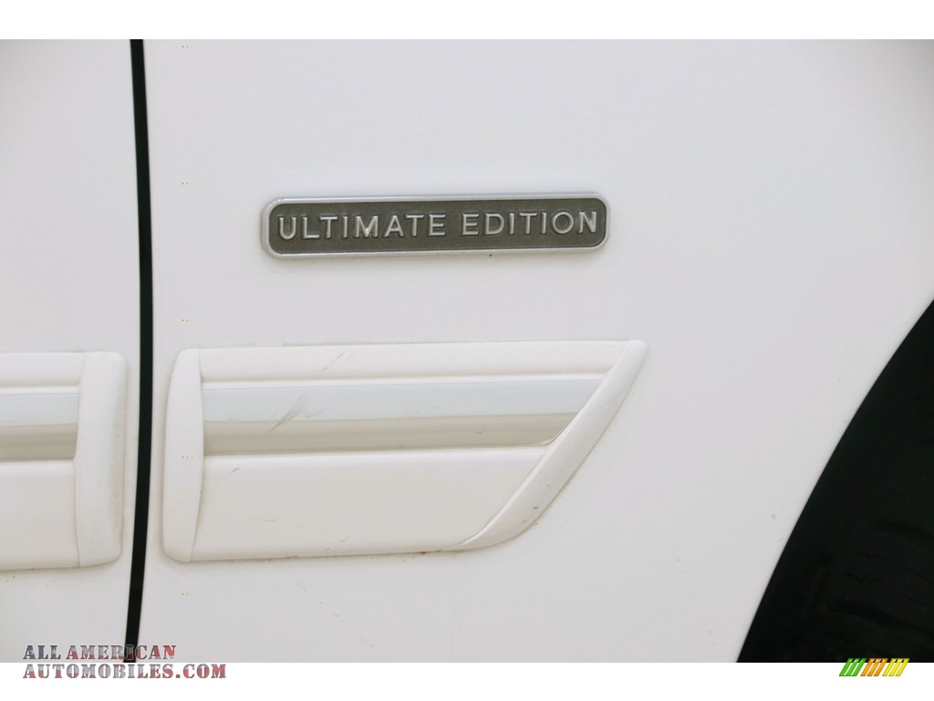 2010 Grand Marquis LS Ultimate Edition - Vibrant White / Medium Light Stone photo #4