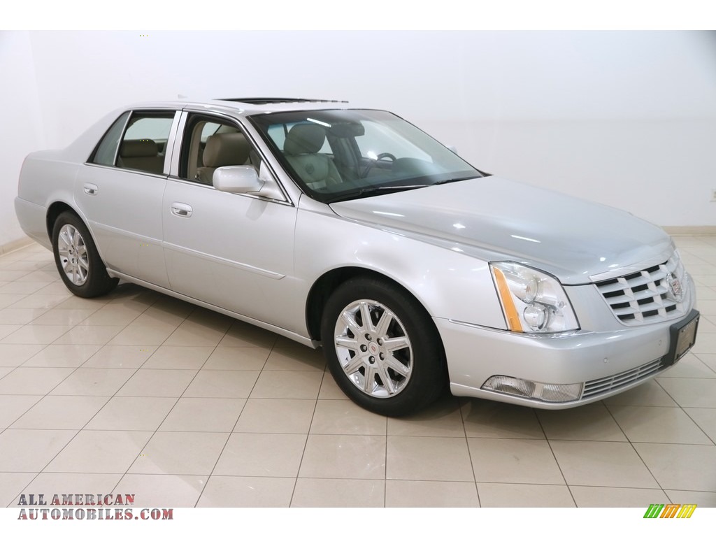 Radiant Silver Metallic / Shale/Cocoa Accents Cadillac DTS Premium
