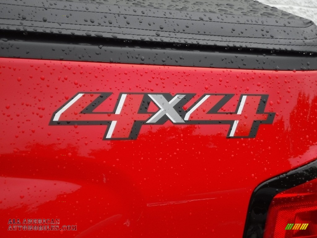 2018 Silverado 1500 LT Crew Cab 4x4 - Red Hot / Dark Ash/Jet Black photo #5