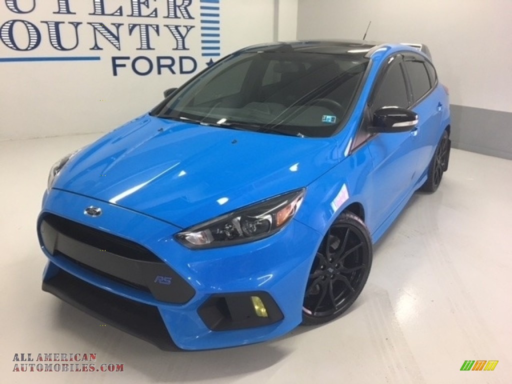 Nitrous Blue / Charcoal Black Recaro Leather Ford Focus RS Hatch