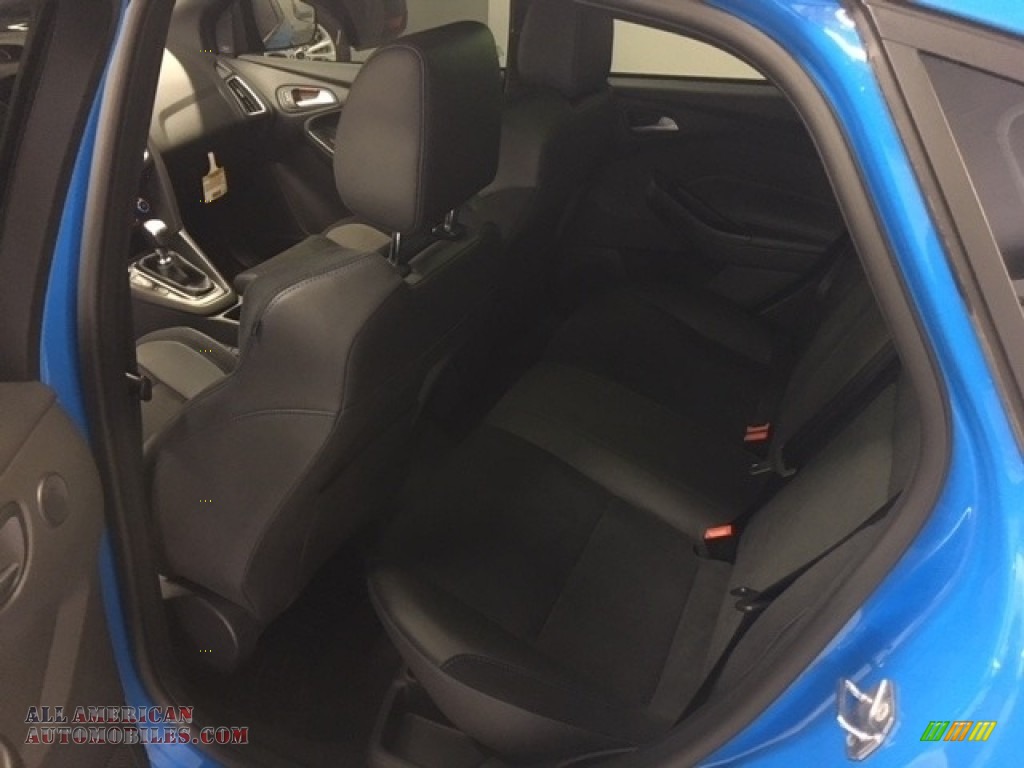 2018 Focus RS Hatch - Nitrous Blue / Charcoal Black Recaro Leather photo #8