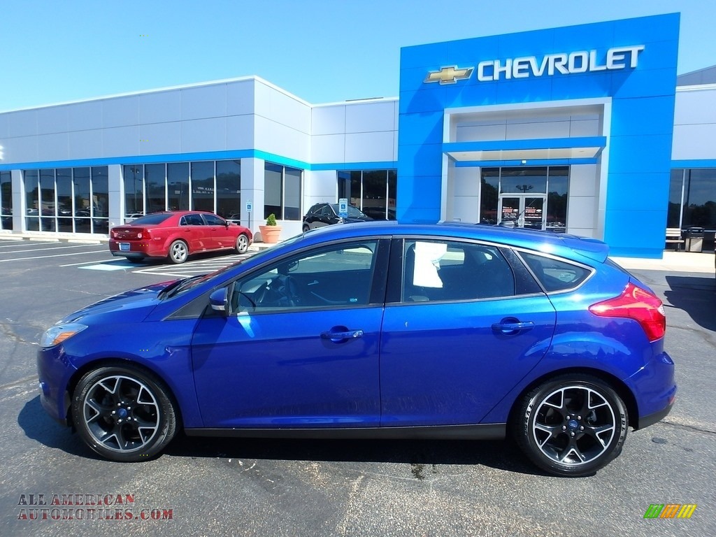 2014 Focus SE Hatchback - Blue Candy / Charcoal Black photo #3