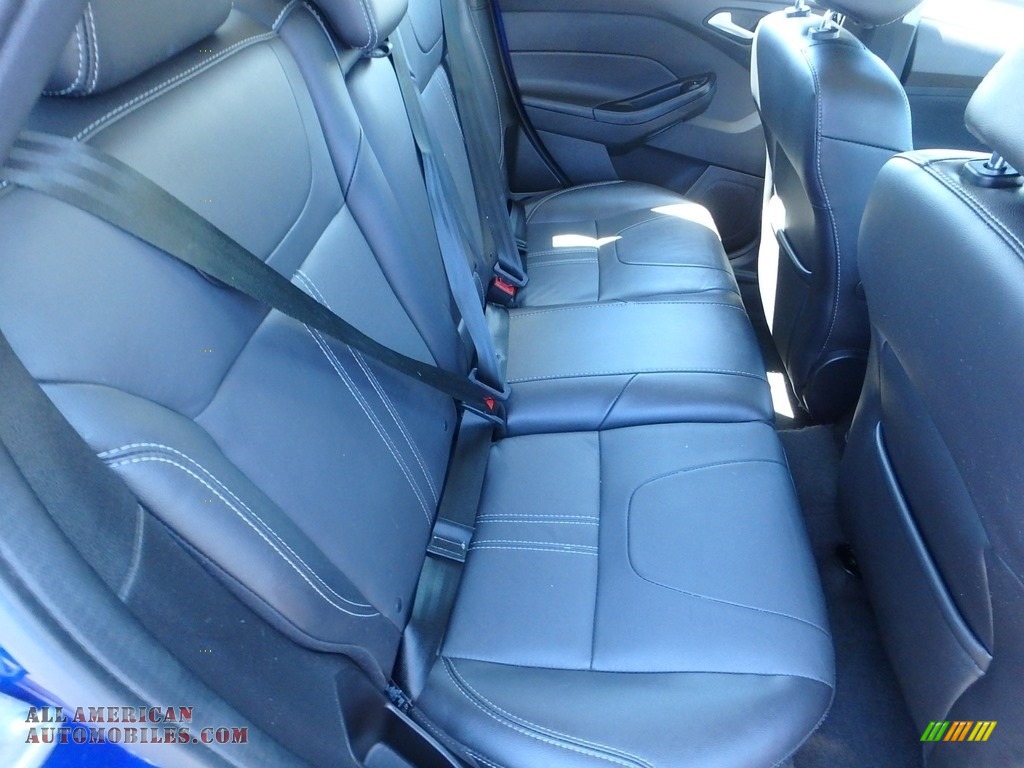 2014 Focus SE Hatchback - Blue Candy / Charcoal Black photo #18