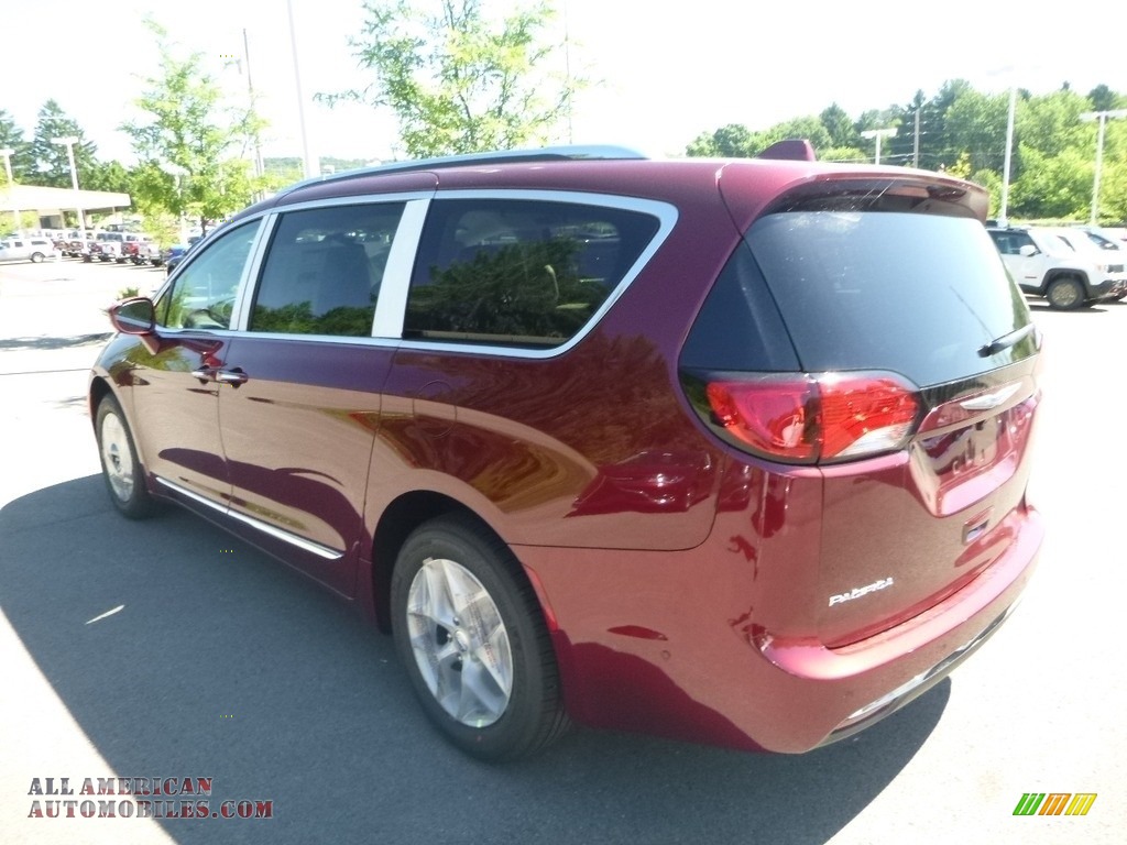 2018 Pacifica Touring L Plus - Velvet Red Pearl / Black/Alloy photo #3