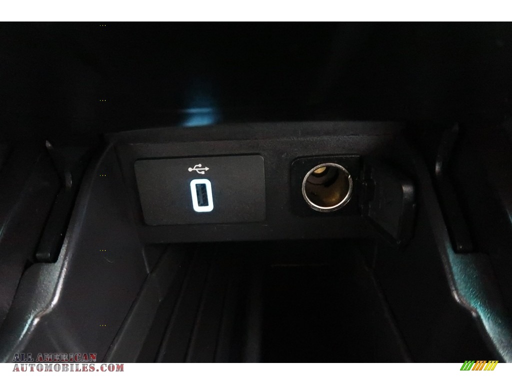 2017 Explorer Limited 4WD - Magnetic / Ebony Black photo #7