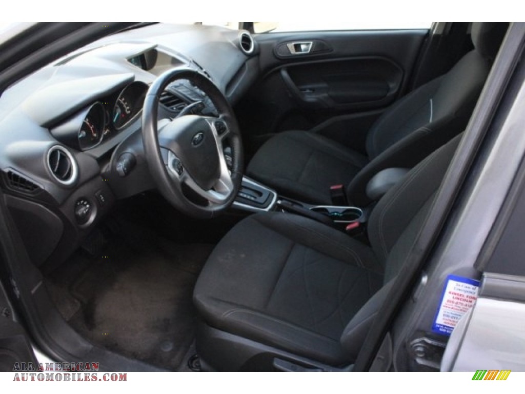 2014 Fiesta SE Sedan - Storm Gray / Charcoal Black photo #16